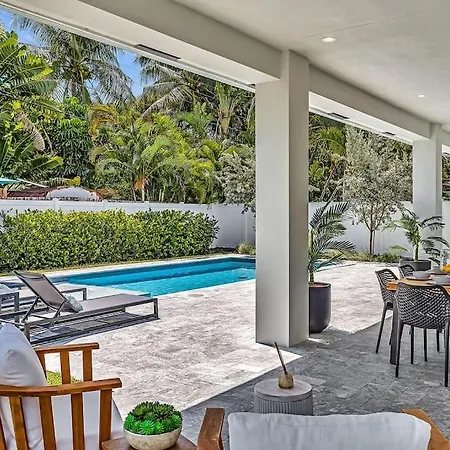 Luxury Villa Heated Pool Las Olas Close To Beach